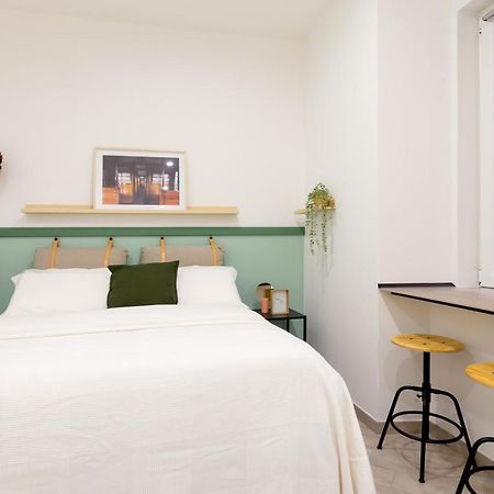 Lovely And Tiny Pied-A-Terre In The City Center Trieste Exterior photo