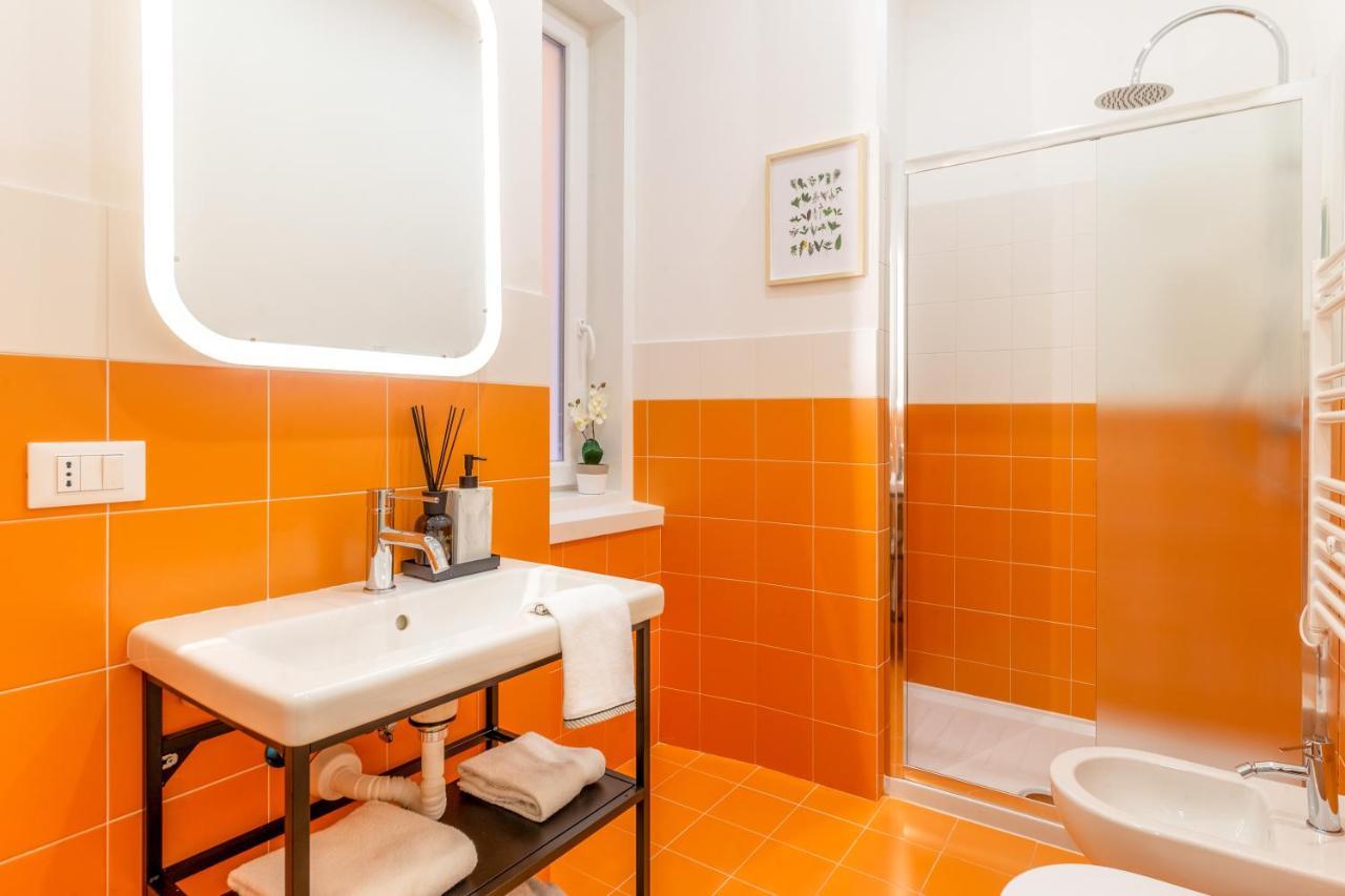 Lovely And Tiny Pied-A-Terre In The City Center Trieste Exterior photo